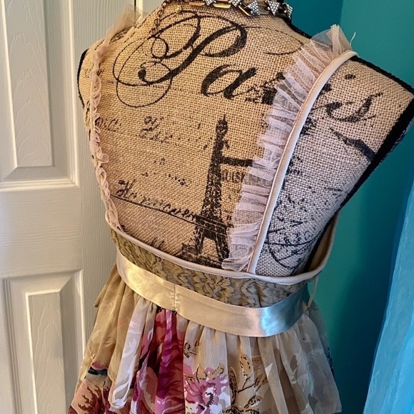 Romantic Tan Floral Ruffle Dress - Picture 4 of 12